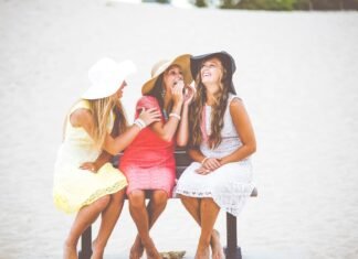 How to Find the Perfect Sunglasses for Your Face Shape